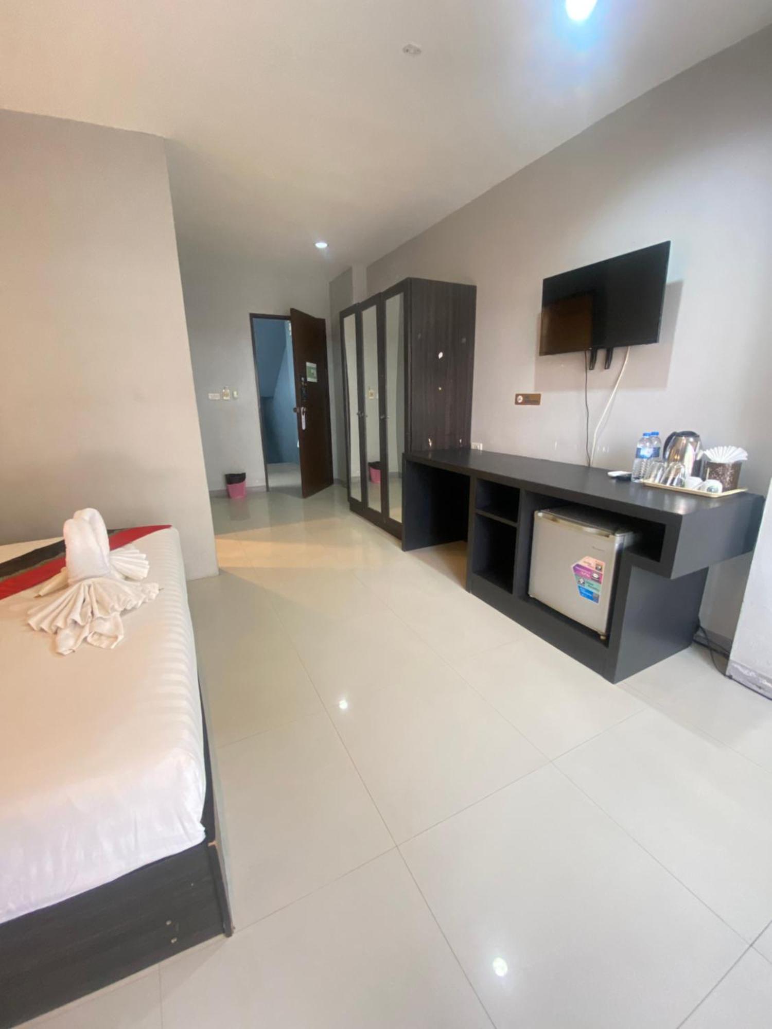 Holiday Home Patong Exteriér fotografie